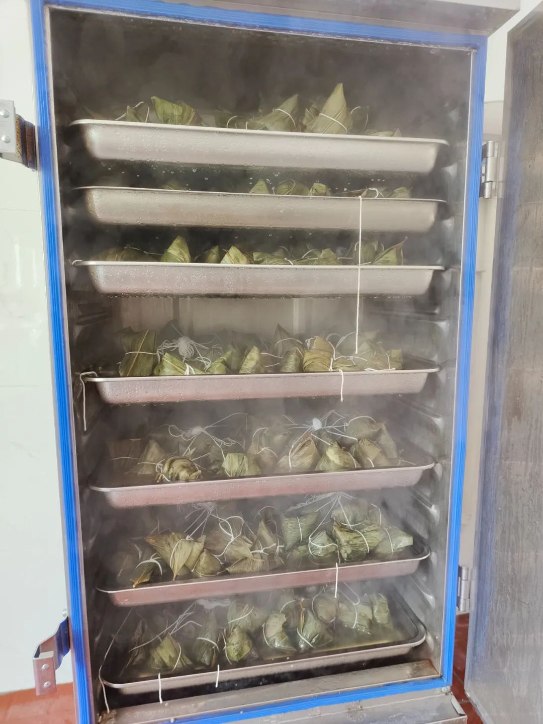 巧手包粽庆端午 “粽”情“粽”意在志翔_赢天堂